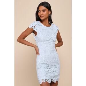 Lulu's Romance Language Baby Blue Crochet Lace Dress Size Large Cocktail party